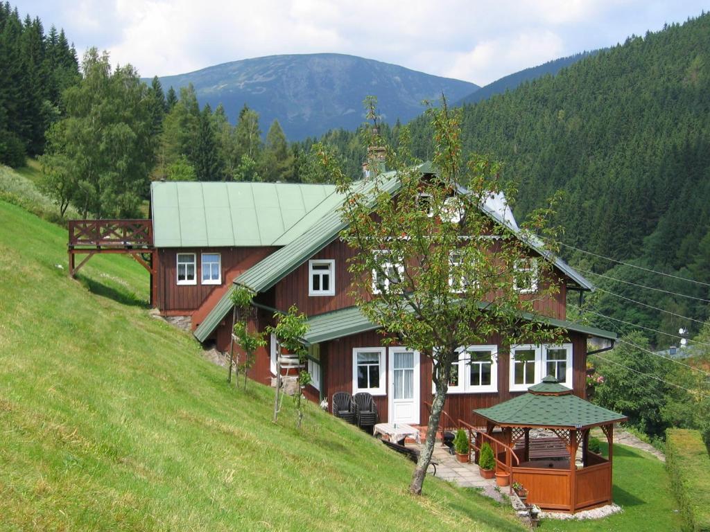 Horsky Dum Hotel Pec pod Snezkou Exterior photo